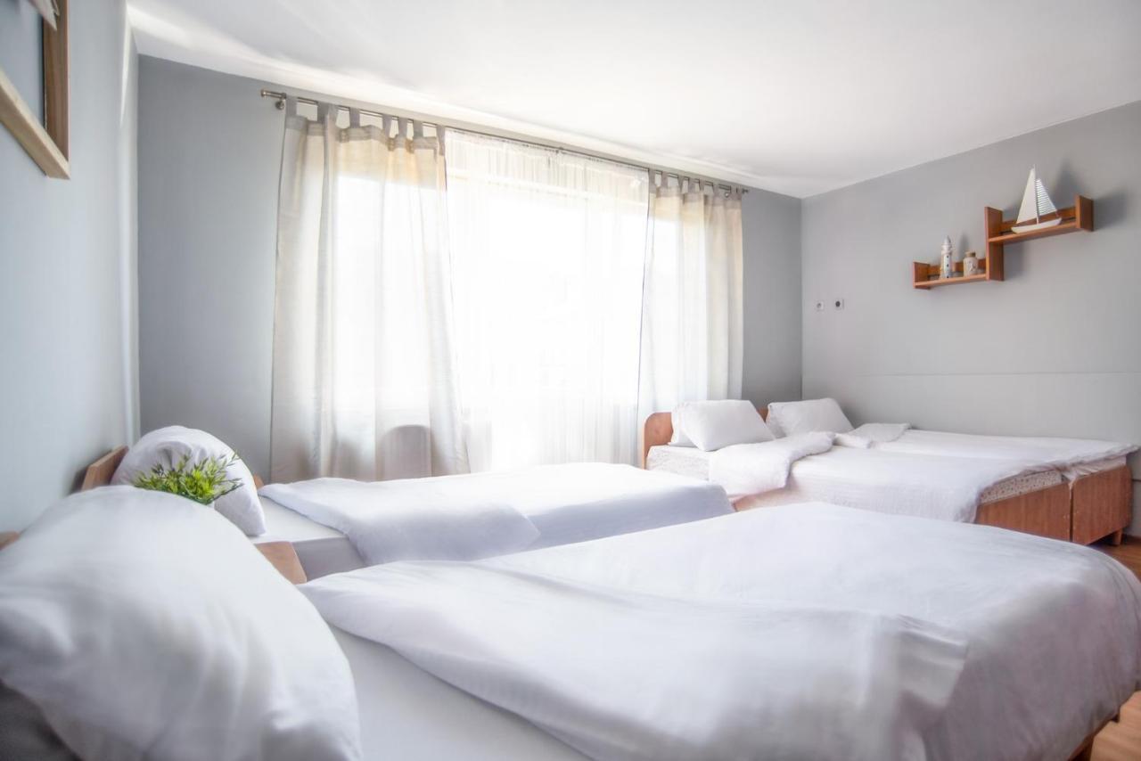Promyk Hotel Rewal Bagian luar foto
