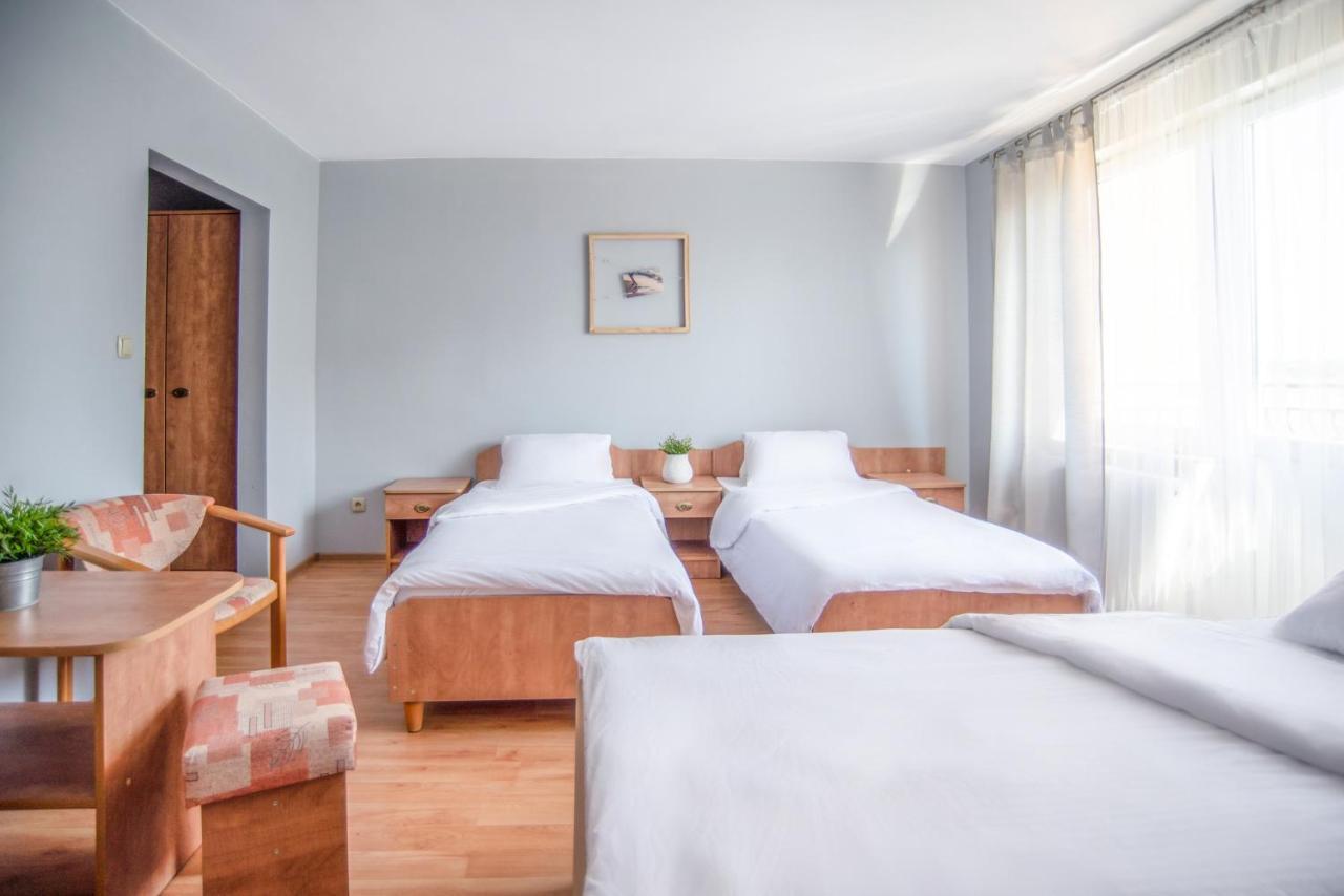 Promyk Hotel Rewal Bagian luar foto