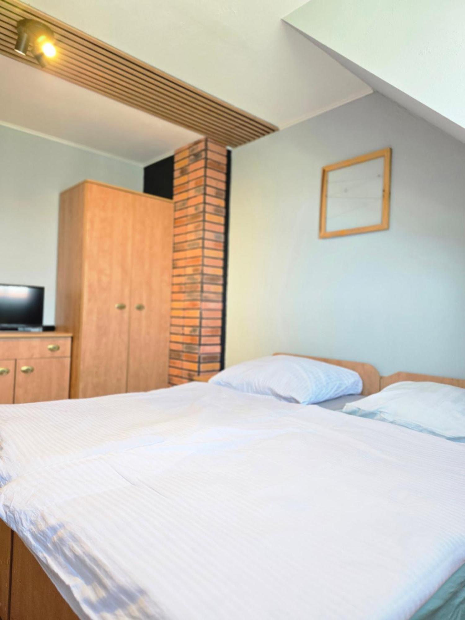 Promyk Hotel Rewal Bagian luar foto